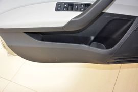 2015款斯柯达昕锐1.6L自动智选型