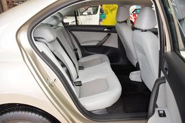 2015款斯柯达昕锐1.6L自动智选型