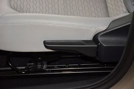 2015款斯柯达昕锐1.6L自动智选型