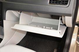 2015款斯柯达昕锐1.6L自动智选型