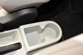 2015款斯柯达昕锐1.6L自动智选型
