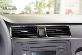 2015款斯柯达昕锐1.6L自动智选型