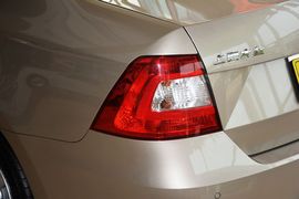 2015款斯柯达昕锐1.6L自动智选型