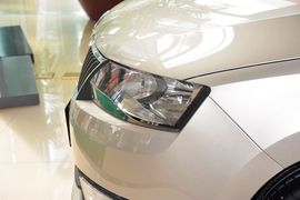 2015款斯柯达昕锐1.6L自动智选型