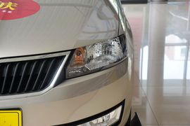 2015款斯柯达昕锐1.6L自动智选型