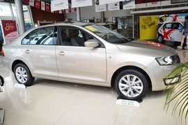 2015款斯柯达昕锐1.6L自动智选型