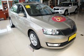 2015款斯柯达昕锐1.6L自动智选型