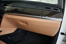 2014款宝马730Li臻享型