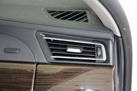 2014款宝马730Li臻享型
