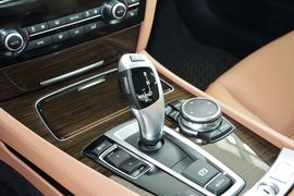 2014款宝马730Li臻享型