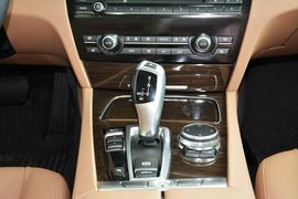 2014款宝马730Li臻享型