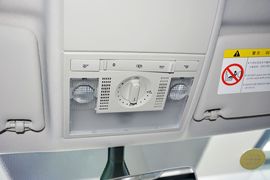 2015款大众朗逸1.6L自动豪华型