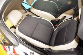 2015款斯柯达晶锐1.4L自动创行版