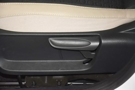 2015款斯柯达晶锐1.4L自动创行版