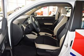 2015款斯柯达晶锐1.4L自动创行版