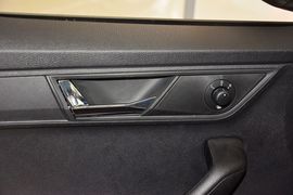 2015款斯柯达晶锐1.4L自动创行版