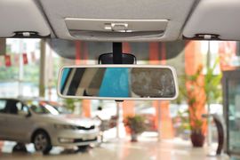 2015款斯柯达晶锐1.4L自动创行版