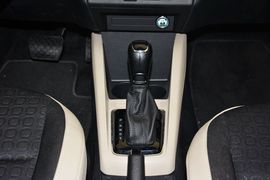 2015款斯柯达晶锐1.4L自动创行版