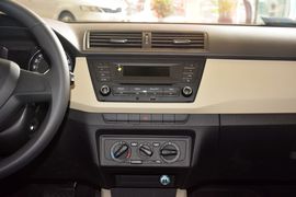 2015款斯柯达晶锐1.4L自动创行版