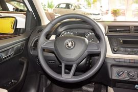 2015款斯柯达晶锐1.4L自动创行版