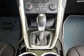 2013款福特蒙迪欧1.5L