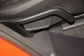 2015款路虎发现神行2.0T