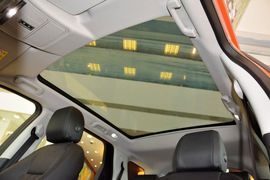 2015款路虎发现神行2.0T