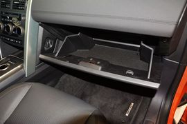 2015款路虎发现神行2.0T