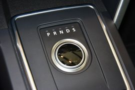 2015款路虎发现神行2.0T