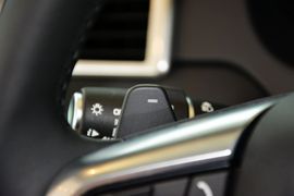 2015款路虎发现神行2.0T