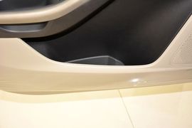 2015款福特福克斯三厢1.5L