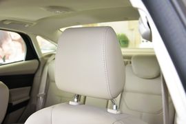 2015款福特福克斯三厢1.5L