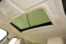2015款福特福克斯三厢1.5L