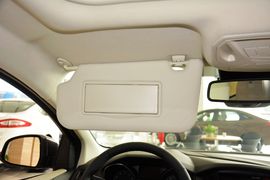2015款福特福克斯三厢1.5L