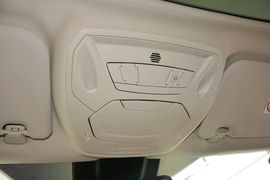 2015款福特福克斯三厢1.5L
