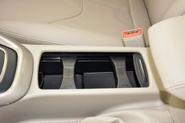 2015款福特福克斯三厢1.5L