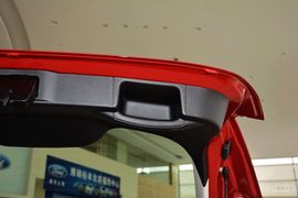 2015款福特福克斯两厢1.5L