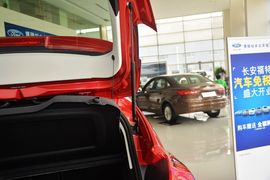 2015款福特福克斯两厢1.5L