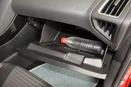2015款福特福克斯两厢1.5L