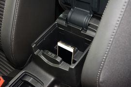 2015款福特福克斯两厢1.5L