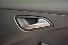 2015款福特福克斯两厢1.5L