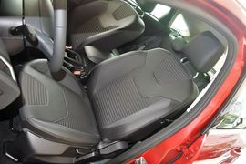2015款福特福克斯两厢1.5L