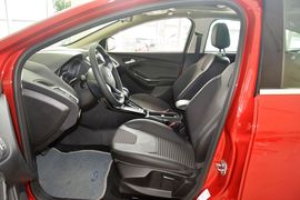 2015款福特福克斯两厢1.5L