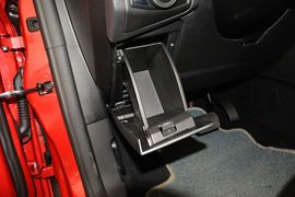 2015款福特福克斯两厢1.5L