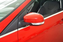 2015款福特福克斯两厢1.5L