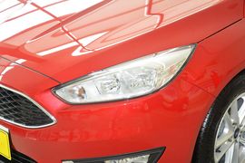 2015款福特福克斯两厢1.5L