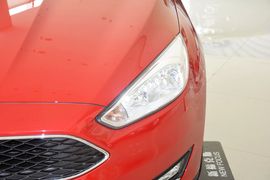 2015款福特福克斯两厢1.5L