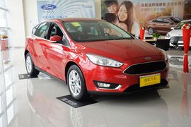 2015款福特福克斯两厢1.5L