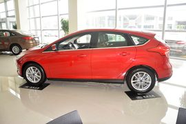 2015款福特福克斯两厢1.5L