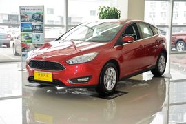 2015款福特福克斯两厢1.5L